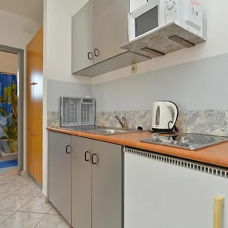 Apartment Fuer 3 Personen Ca 30 Qm In Fazana-surida, Istrien Istrische Riviera