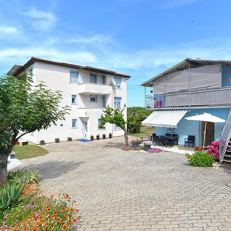 Apartment Fuer 3 Personen Ca 30 Qm In Fazana-surida, Istrien Istrische Riviera